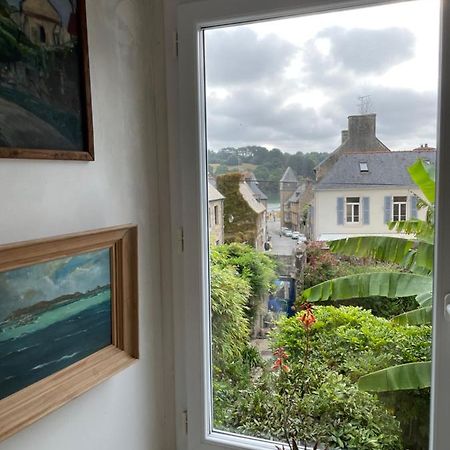 Appartement De 1634 Avec Balcon Au Sud Sur Jardin En Plein Coeur Historique Трегье Экстерьер фото
